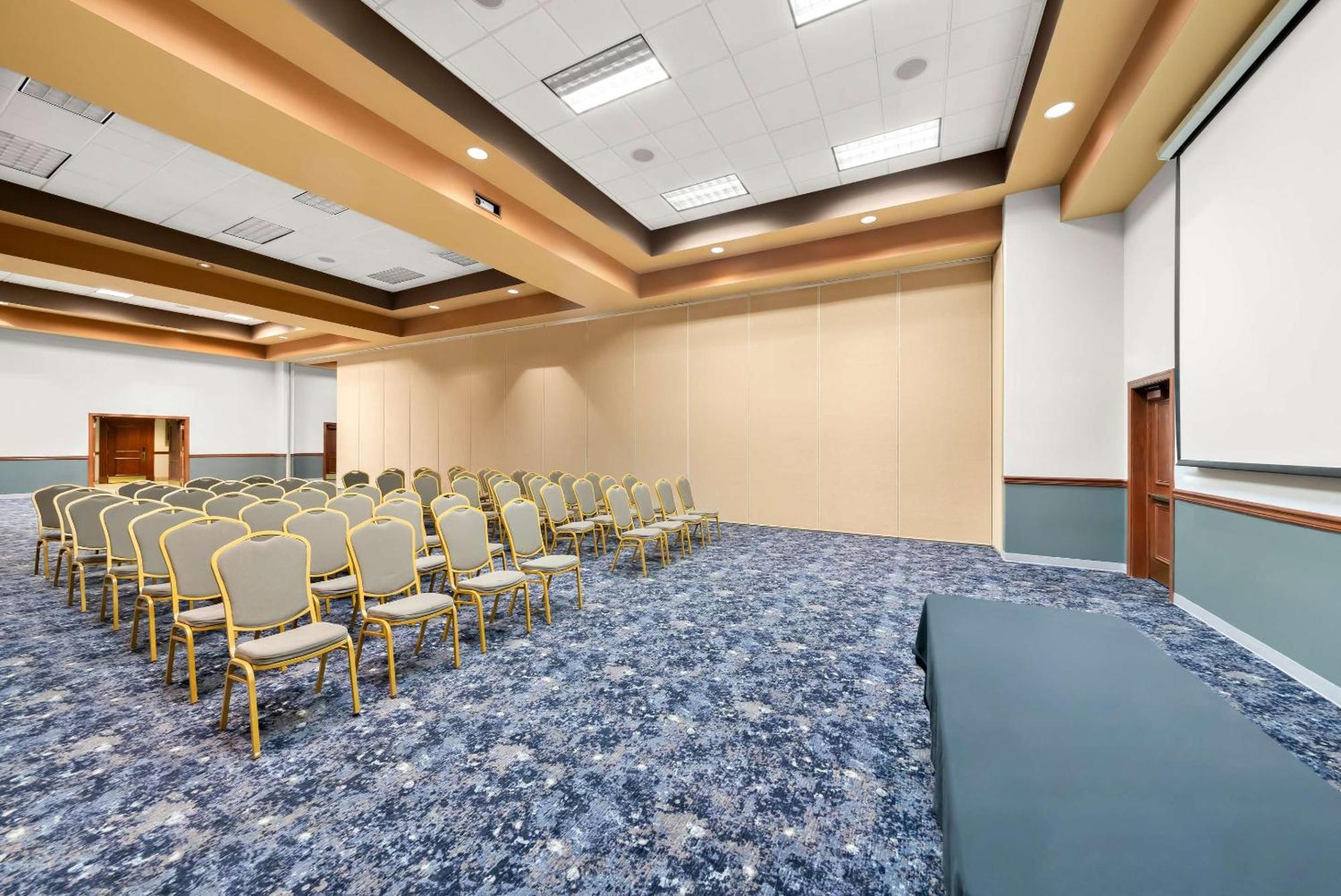 Suburban Studios, Kearney Exteriér fotografie