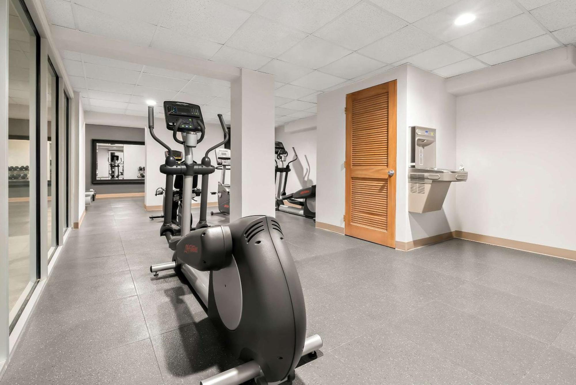 Suburban Studios, Kearney Exteriér fotografie
