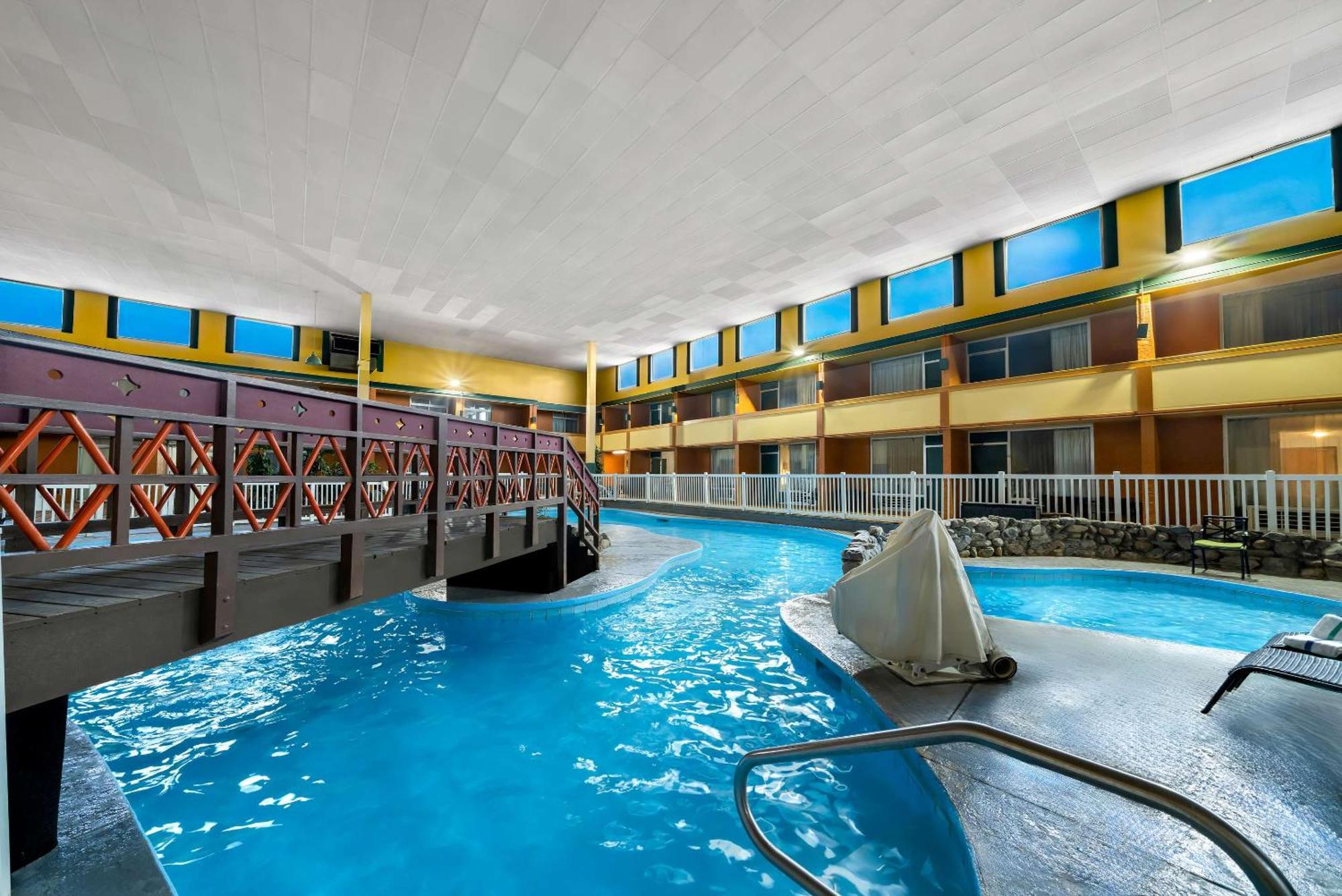 Suburban Studios, Kearney Exteriér fotografie