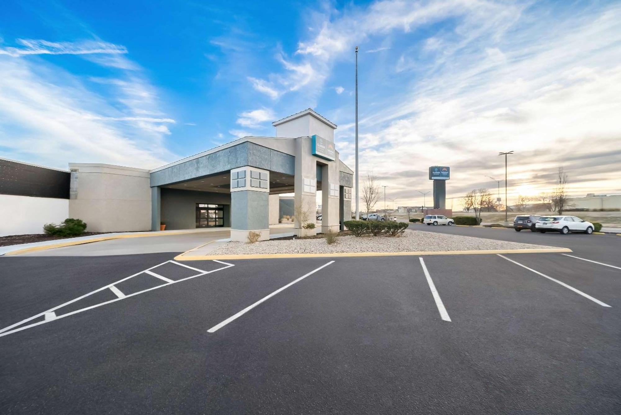 Suburban Studios, Kearney Exteriér fotografie